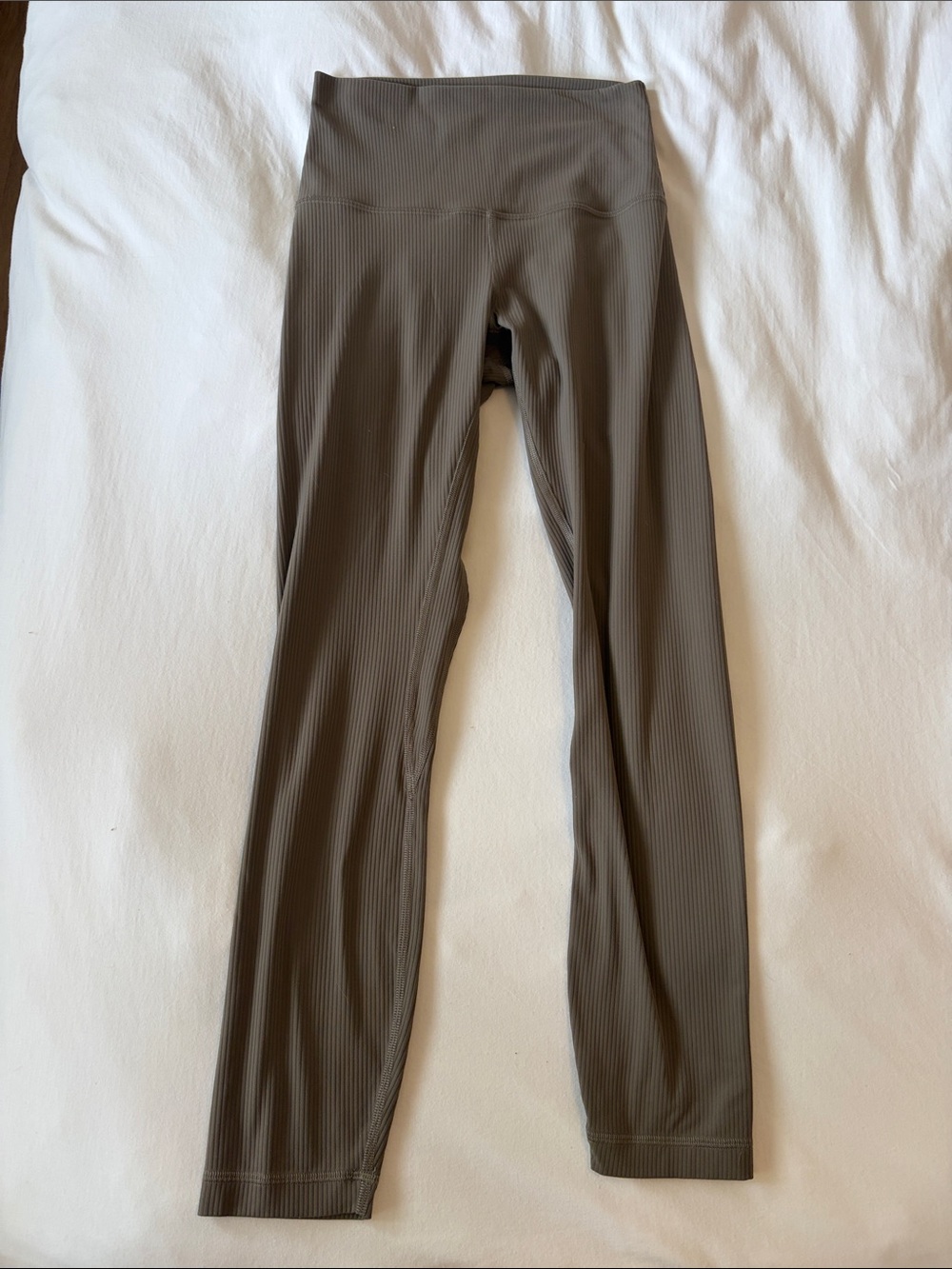Ribbed green lululemon leggings